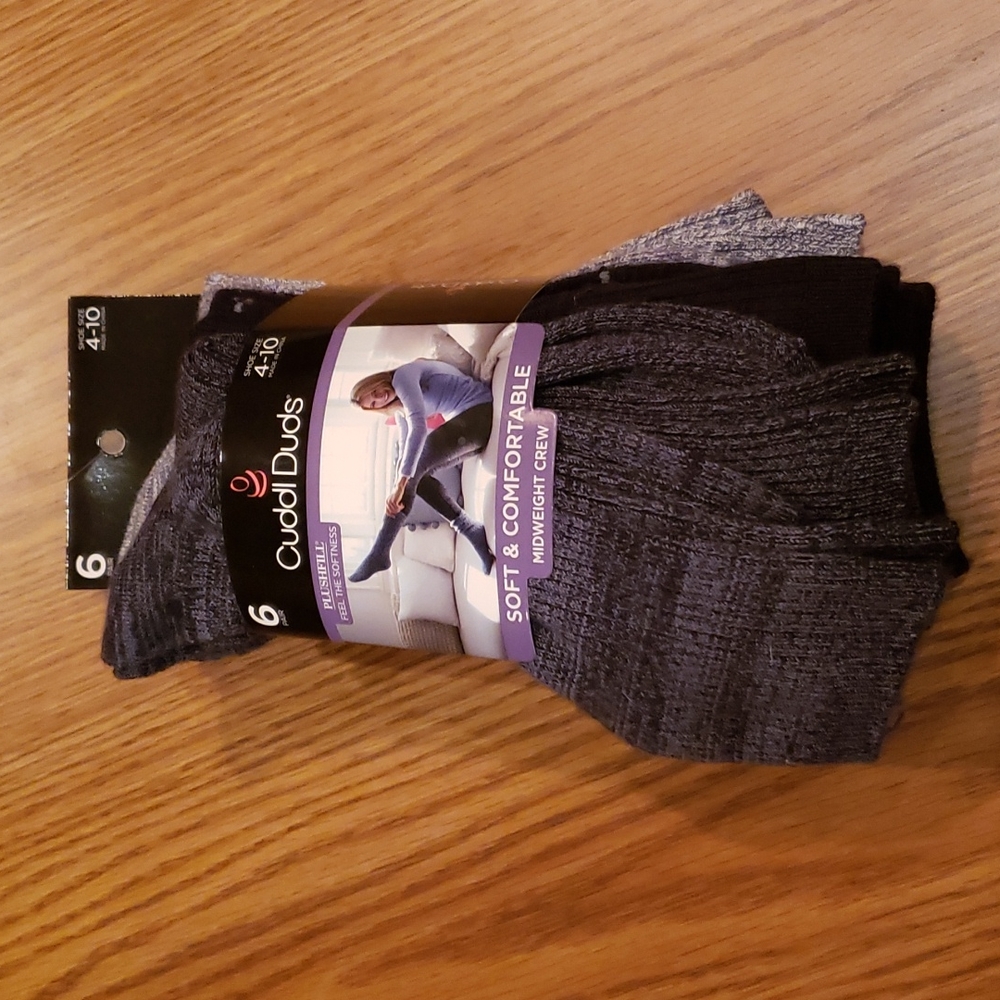 CuddleDuds Midweight Crew Socks